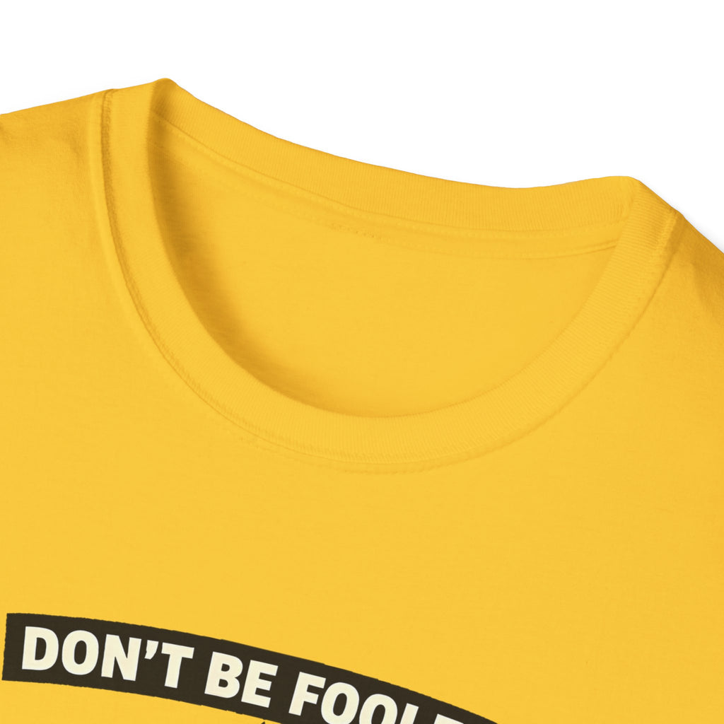 Don’t Be Fooled, I’m The Boss – Funny Dog T-Shirt | Cute Boss Puppy Tee (Unisex)