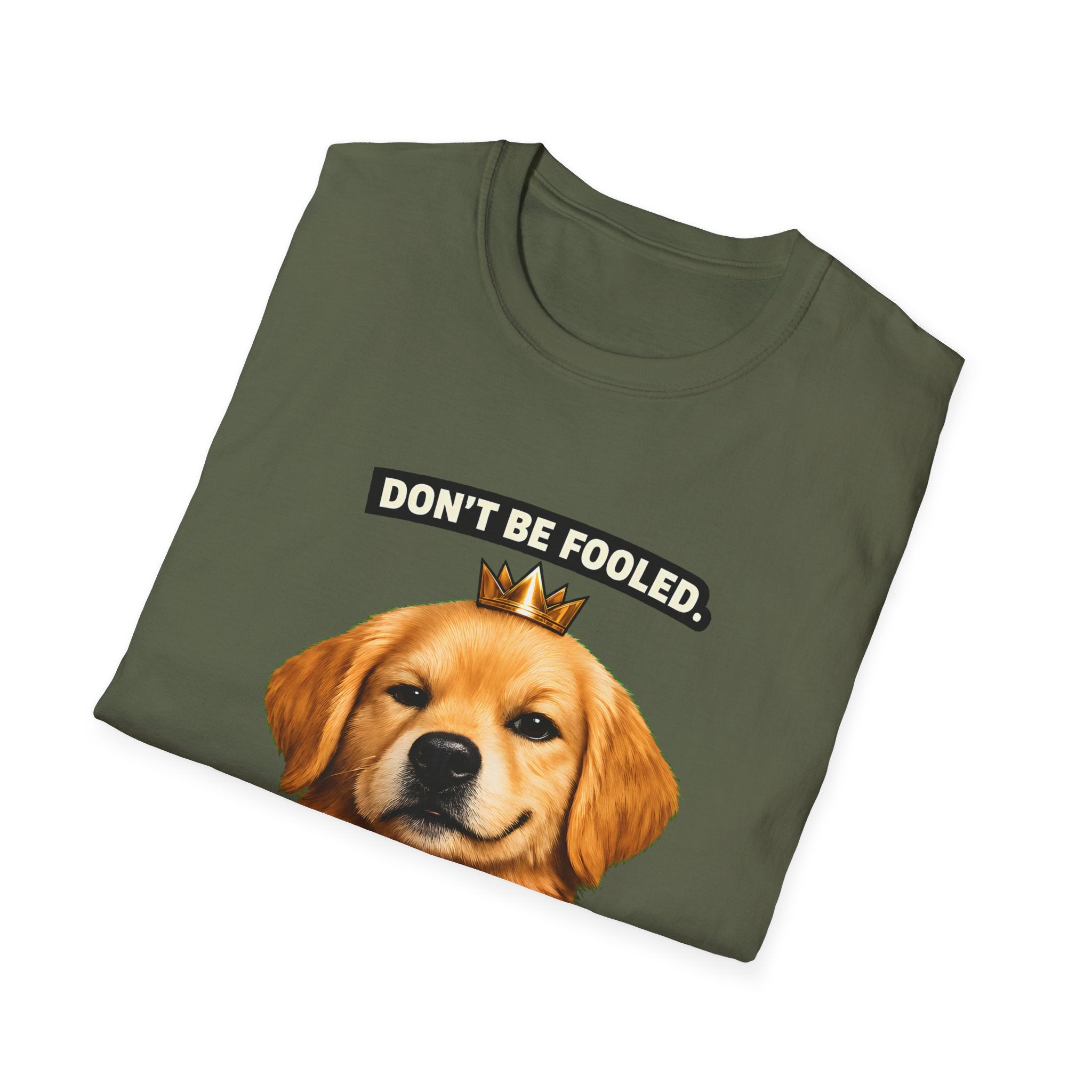 Don’t Be Fooled, I’m The Boss – Funny Dog T-Shirt | Cute Boss Puppy Tee (Unisex)