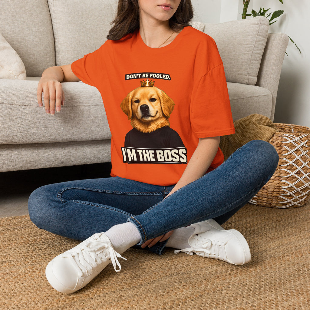 Golden Retriever 'I'm the Boss' T-Shirt | Dog Crown Design