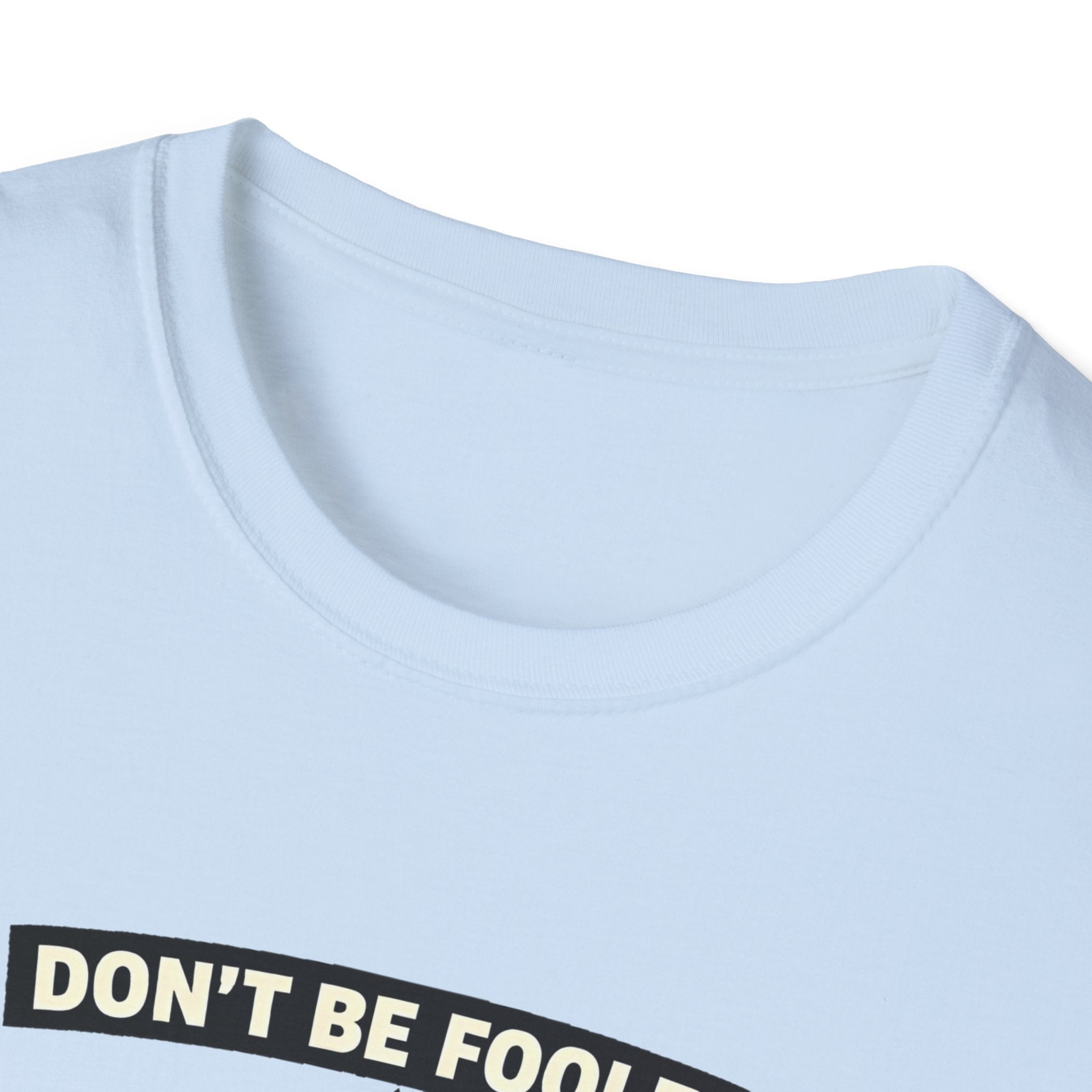 Don’t Be Fooled, I’m The Boss – Funny Dog T-Shirt | Cute Boss Puppy Tee (Unisex)