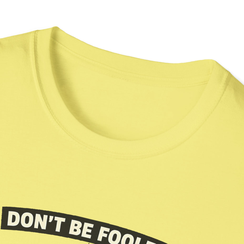 Don’t Be Fooled, I’m The Boss – Funny Dog T-Shirt | Cute Boss Puppy Tee (Unisex)