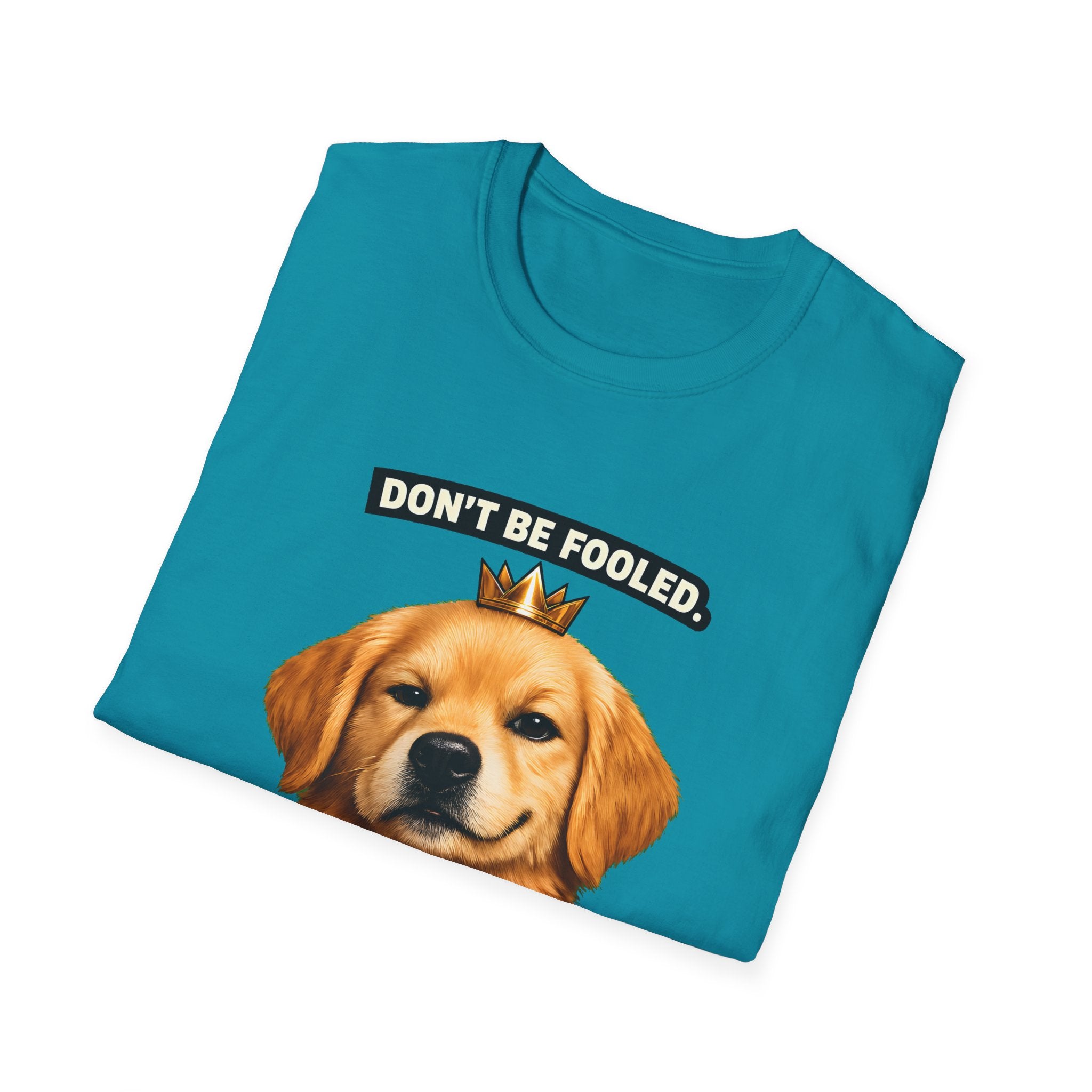 Don’t Be Fooled, I’m The Boss – Funny Dog T-Shirt | Cute Boss Puppy Tee (Unisex)